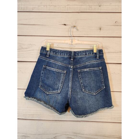 Time and Tru Women's High Rise‎ Distressed Denim Shorts Size 4 - Picture 2 of 6